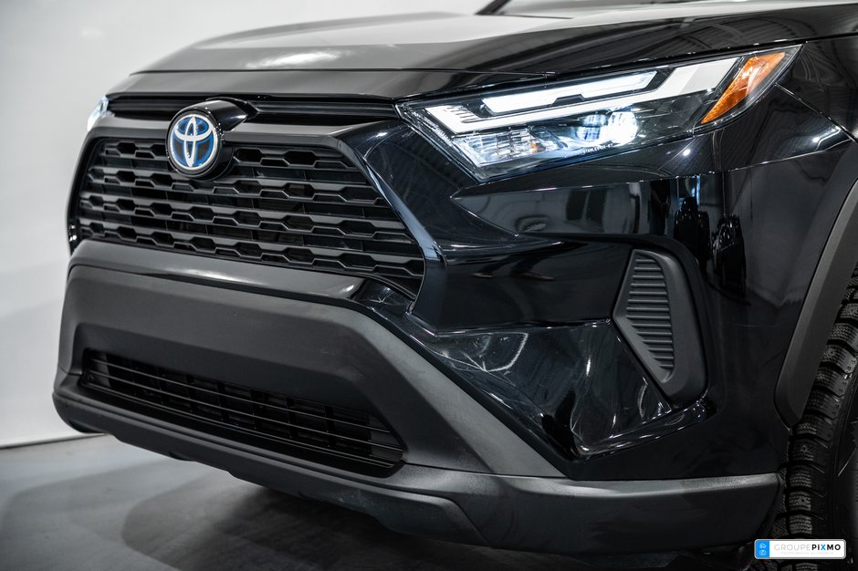 2024 Toyota RAV4 Hybrid HYBRID / XLE / AWD / TOIT / MAGS+++-3