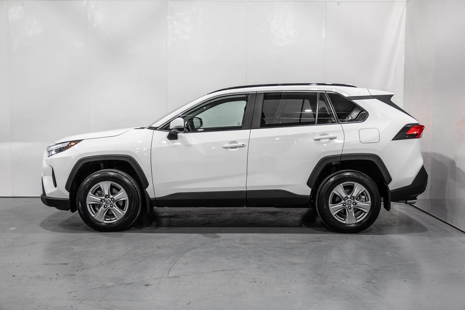 2024 Toyota RAV4 XLE / AWD / TOIT OUVRANT / APPLE CARPLAY / CAMÉRA+-6