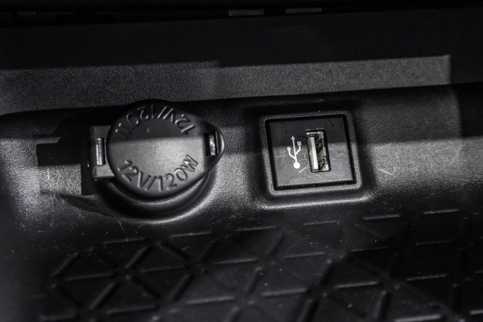 2024 Toyota RAV4 XLE / AWD / TOIT OUVRANT / APPLE CARPLAY / CAMÉRA+-28
