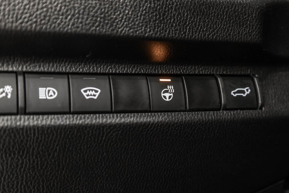 2024 Toyota RAV4 XLE / AWD / TOIT OUVRANT / APPLE CARPLAY / CAMÉRA+-17