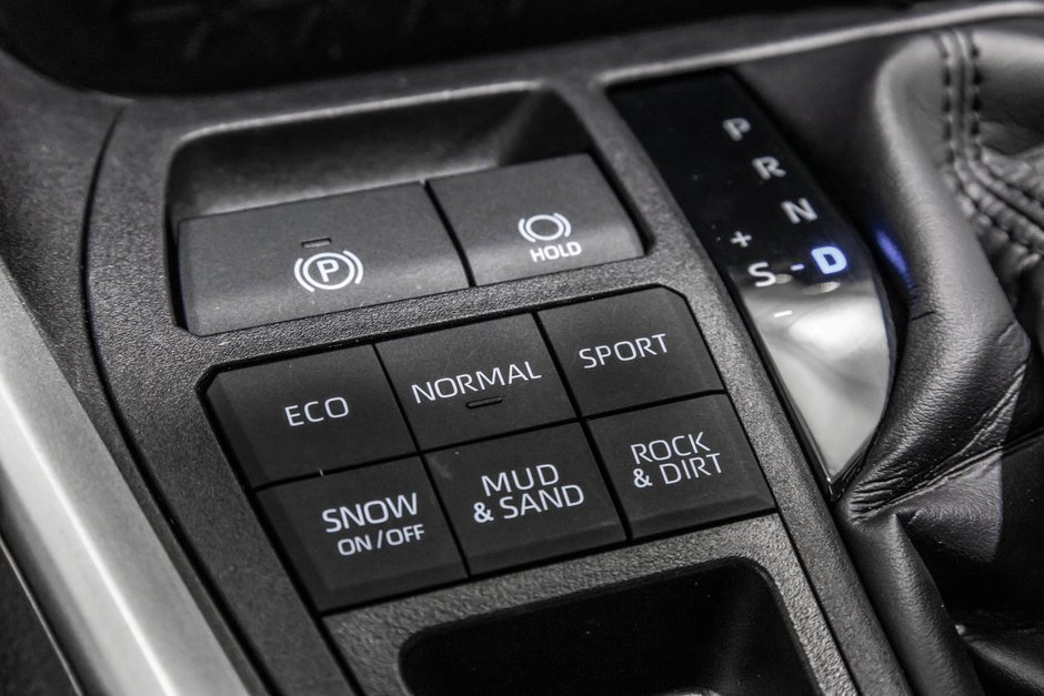 2024 Toyota RAV4 XLE / AWD / TOIT OUVRANT / APPLE CARPLAY / CAMÉRA+-27