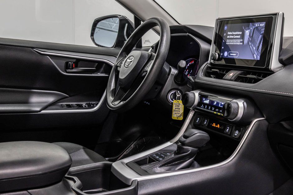 2024 Toyota RAV4 LE / AWD / CAMÉRA DE RECUL / SIÈGES CHAUFFANTS +++-30