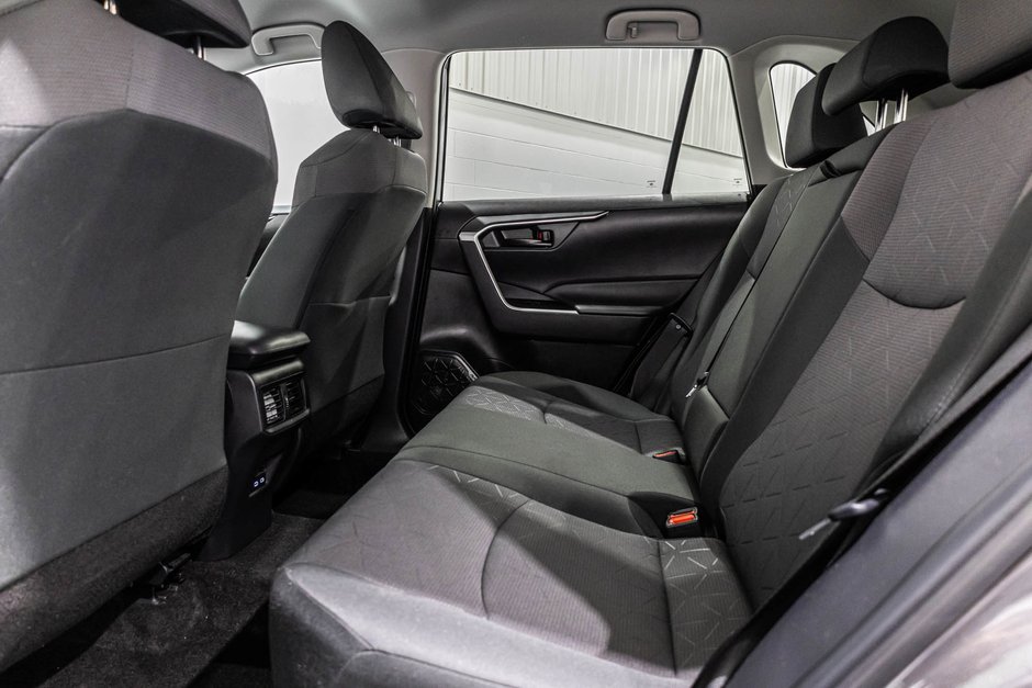 2024 Toyota RAV4 LE / AWD / CAMÉRA DE RECUL / SIÈGES CHAUFFANTS +++-25