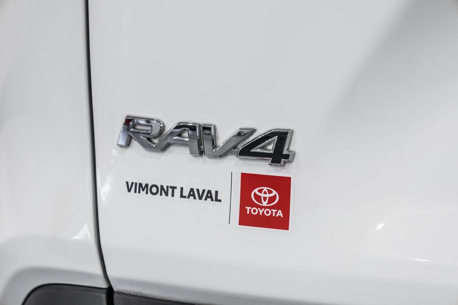 2024 Toyota RAV4 XLE / AWD / TOIT OUVRANT / APPLE CARPLAY / CAMÉRA+-9