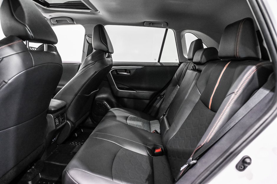 2025 Toyota RAV4 TRAIL / AWD / 3500lbs / CUIR / TOIT OUVRANT+++-23
