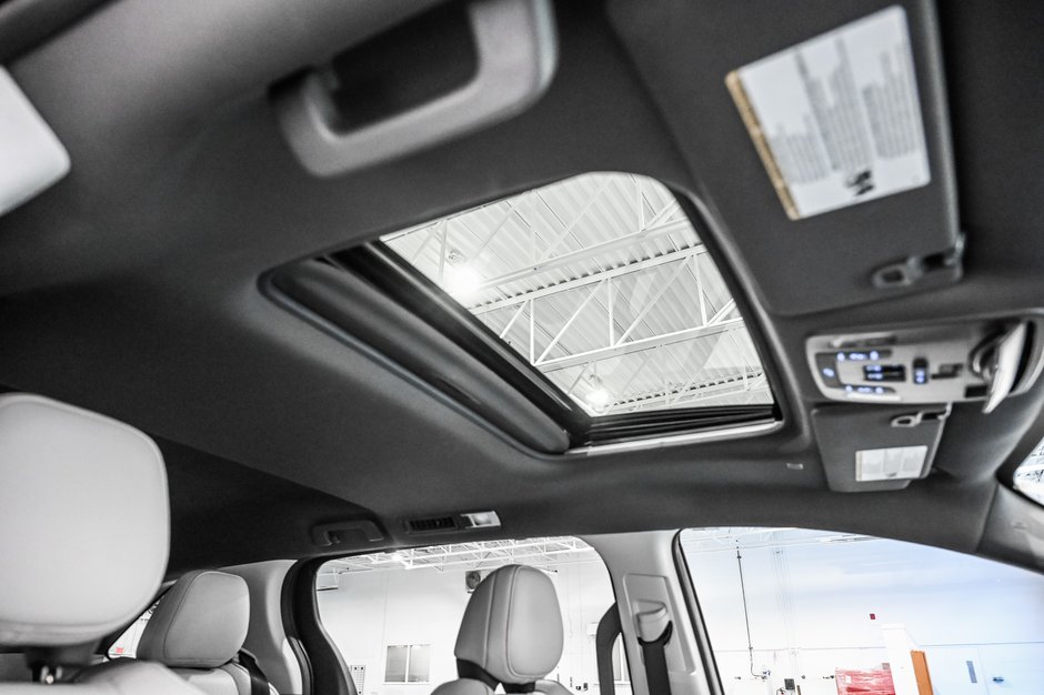 2021 Toyota Sienna Hybrid XSE / CUIR / APPLE CARPLAY / TOIT OUVRANT +++-32