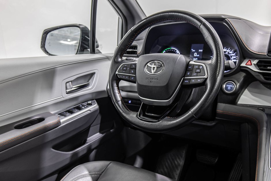 2021 Toyota Sienna Hybrid XSE / TOIT OUVRANT / CUIR / APPLE CARPLAY +++-38