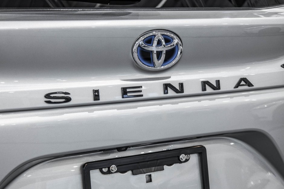 2021 Toyota Sienna Hybrid XSE / TOIT OUVRANT / CUIR / APPLE CARPLAY +++-10