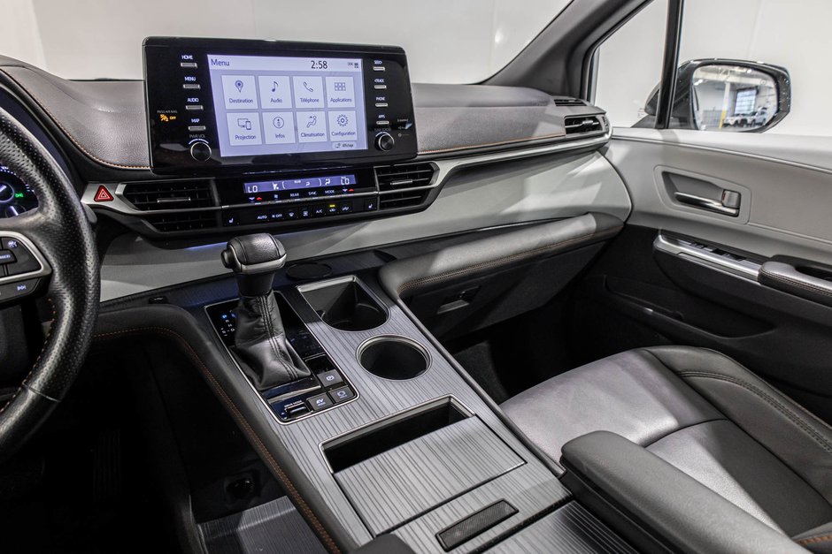 2021 Toyota Sienna Hybrid XSE / TOIT OUVRANT / CUIR / APPLE CARPLAY +++-23