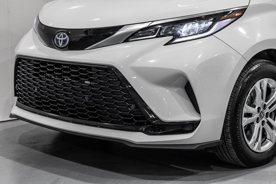 2022 Toyota Sienna Hybrid XSE/AWD/APPLE CARPLAY/CUIR/TOIT OUVRANT++-3