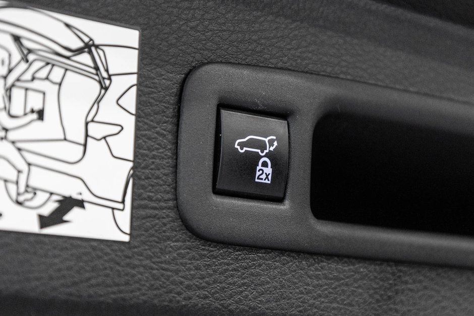 2023 Toyota Sienna Hybrid XLE / HYBRIDE / CUIR / APPLE CARPLAY / CAMÉRA+++-13