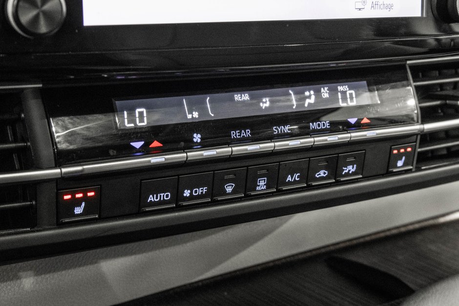 2023 Toyota Sienna Hybrid XLE / HYBRIDE / CUIR / APPLE CARPLAY / CAMÉRA+++-25