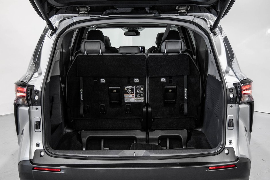 2023 Toyota Sienna Hybrid XLE / HYBRIDE / CUIR / APPLE CARPLAY / CAMÉRA+++-12