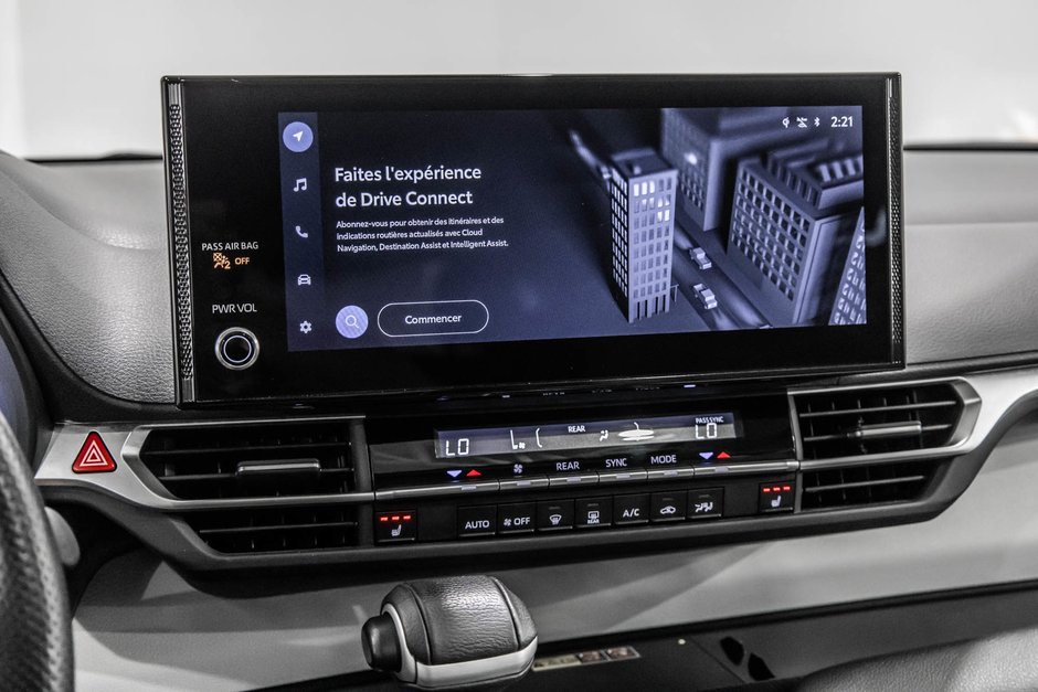 2025 Toyota Sienna Hybrid XLE / HYBRIDE / CUIR / APPLE CARPLAY / CAMÉRA+++-25