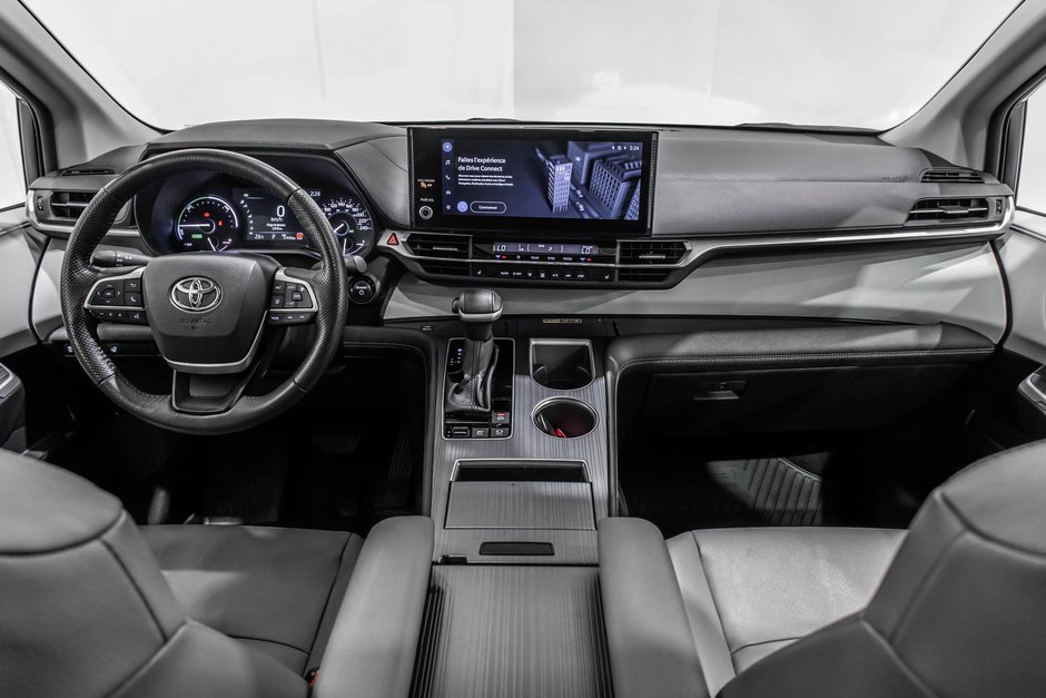 2025 Toyota Sienna Hybrid XLE / HYBRIDE / CUIR / APPLE CARPLAY / CAMÉRA+++-37