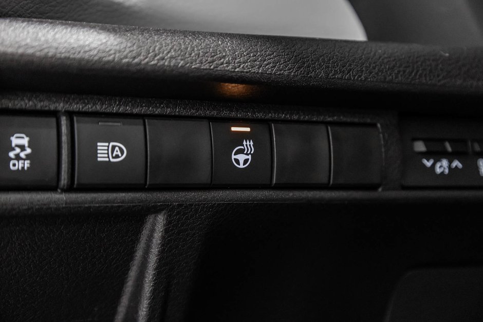 2025 Toyota Sienna Hybrid XLE / HYBRIDE / CUIR / APPLE CARPLAY / CAMÉRA+++-19