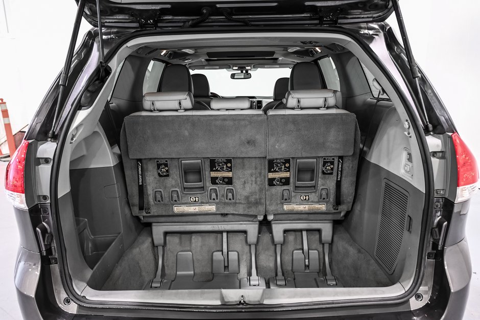 2011 Toyota Sienna LIMITED / CUIR / TOIT OUVRANT / JBL / TOIT OUVRANT-10