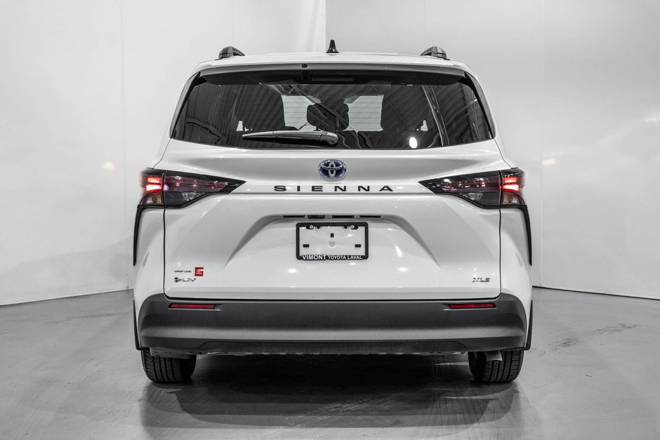 2025 Toyota Sienna Hybrid XLE / HYBRIDE / CUIR / APPLE CARPLAY / CAMÉRA+++-9