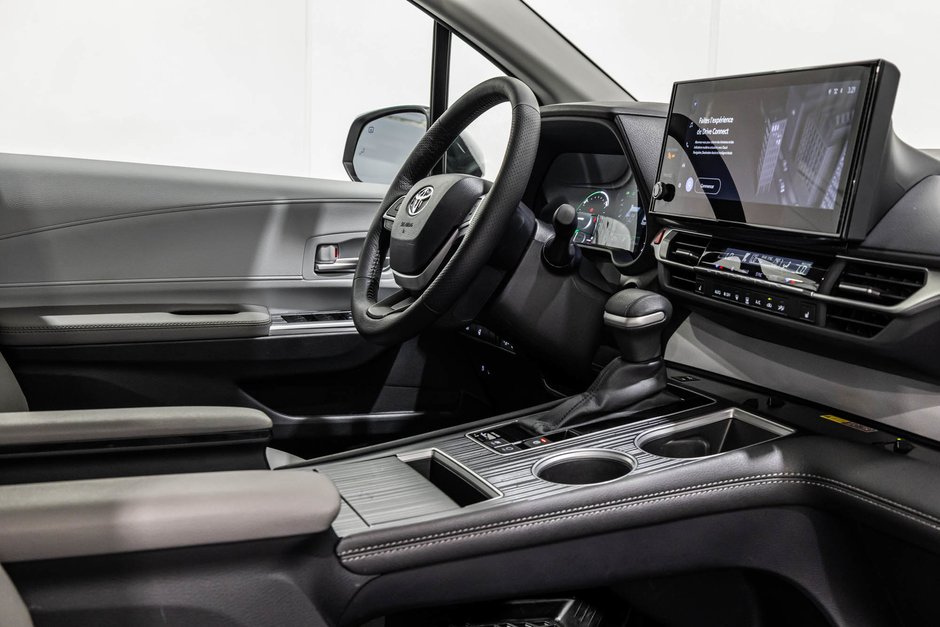 2025 Toyota Sienna Hybrid XLE / HYBRIDE / CUIR / APPLE CARPLAY / CAMÉRA+++-37