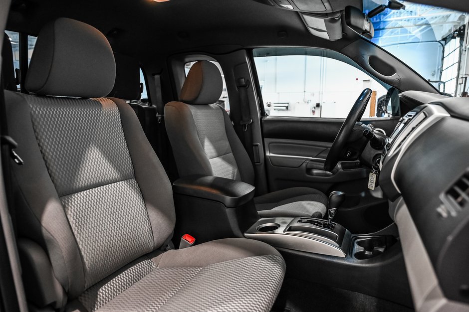 Toyota Tacoma SR5 / RWD / ACCES CAB / CAMÉRA DE RECUL +++ 2014-21