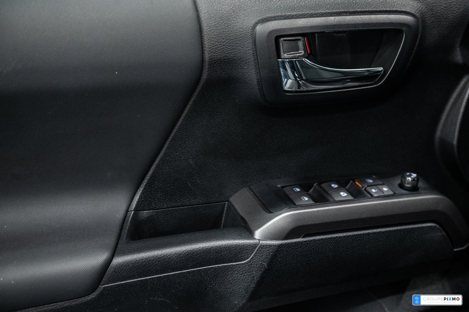 Toyota Tacoma TRD SPORT / PREMIUM / 4X4 / CUIR / APPLE CARPLAY++ 2023-11