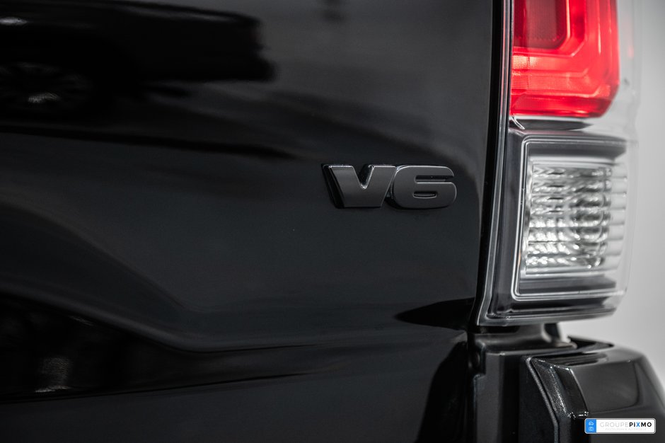 Toyota Tacoma TRD SPORT / PREMIUM / 4X4 / CUIR / APPLE CARPLAY++ 2023-10