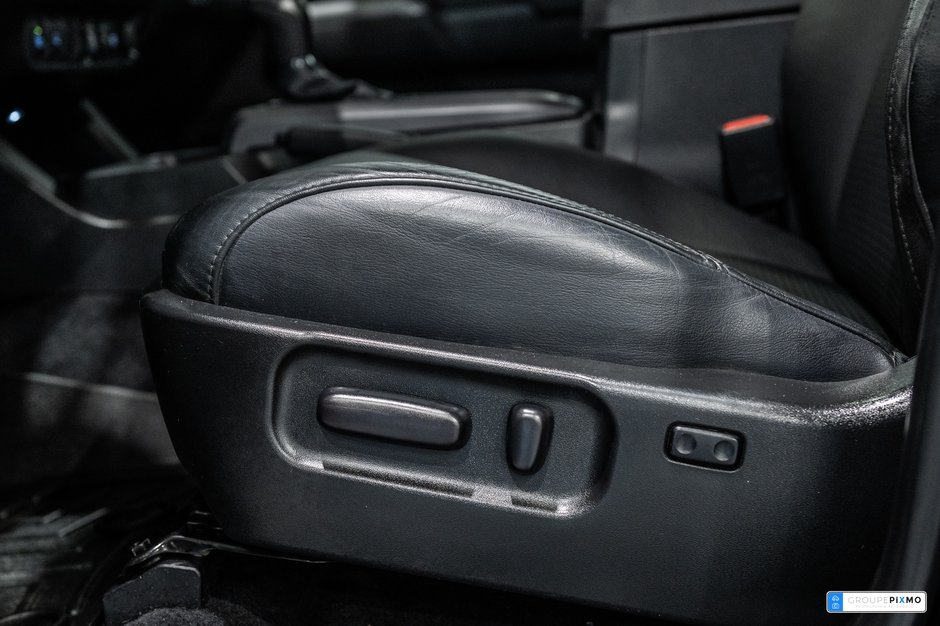 Toyota Tacoma TRD SPORT / PREMIUM / 4X4 / CUIR / APPLE CARPLAY++ 2023-13