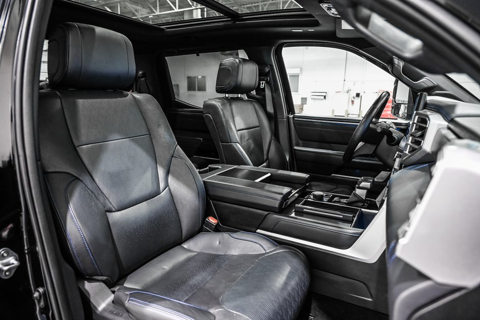 2022 Toyota Tundra Hybrid 2022 / Platinum / Hybrid / CREWMAX +++-38