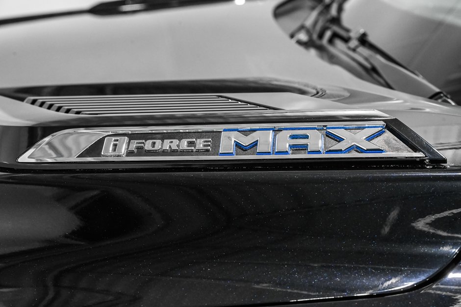 2022 Toyota Tundra Hybrid 2022 / Platinum / Hybrid / CREWMAX +++-13