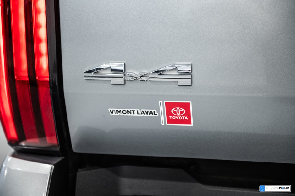Toyota Tundra LIMITED / CREWMAX / BOITE LONGUE / CUIR++ 2023-9