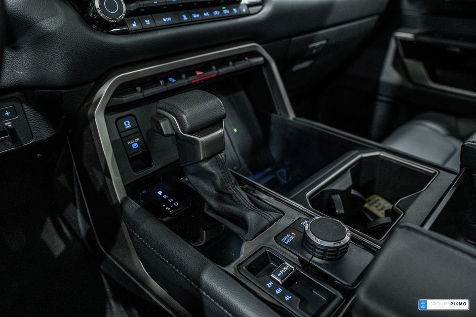 Toyota Tundra LIMITED / CREWMAX / BOITE LONGUE / CUIR++ 2023-26