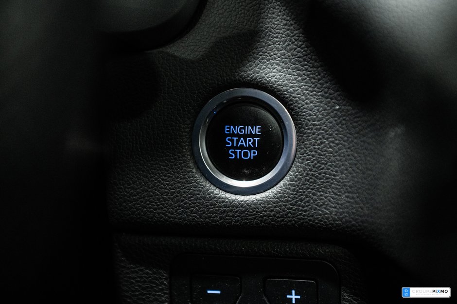 Toyota Tundra LIMITED / NIGHTSHADE / CREWMAX / BOITE LONGUE 2024-17