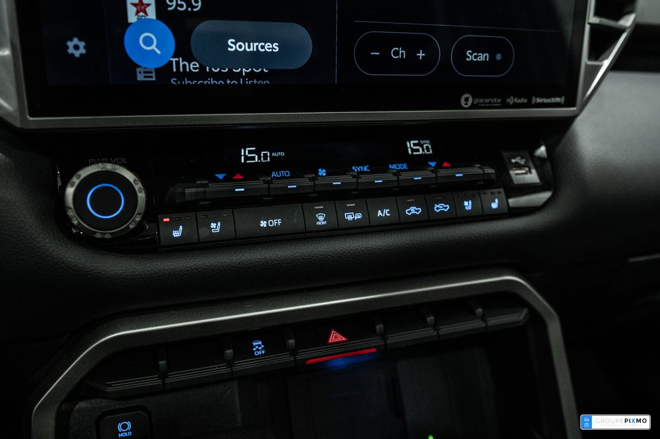 Toyota Tundra LIMITED / NIGHTSHADE / CREWMAX / BOITE LONGUE 2024-20