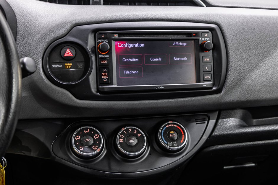 Toyota Yaris LE / A/C / BLUETOOTH / GR ÉLÉCTRIQUE COMPLET+ 2015-18