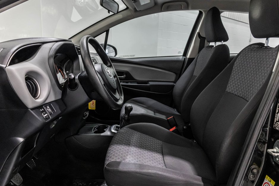 Toyota Yaris LE / A/C / BLUETOOTH / GR ÉLÉCTRIQUE COMPLET+ 2015-12
