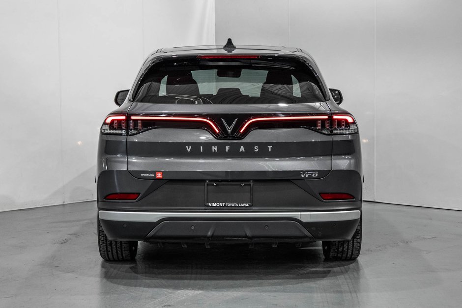 2023 VinFast VF 8 PLUS / AWD / CUIR / TOIT PANORAMIQUE+++-8