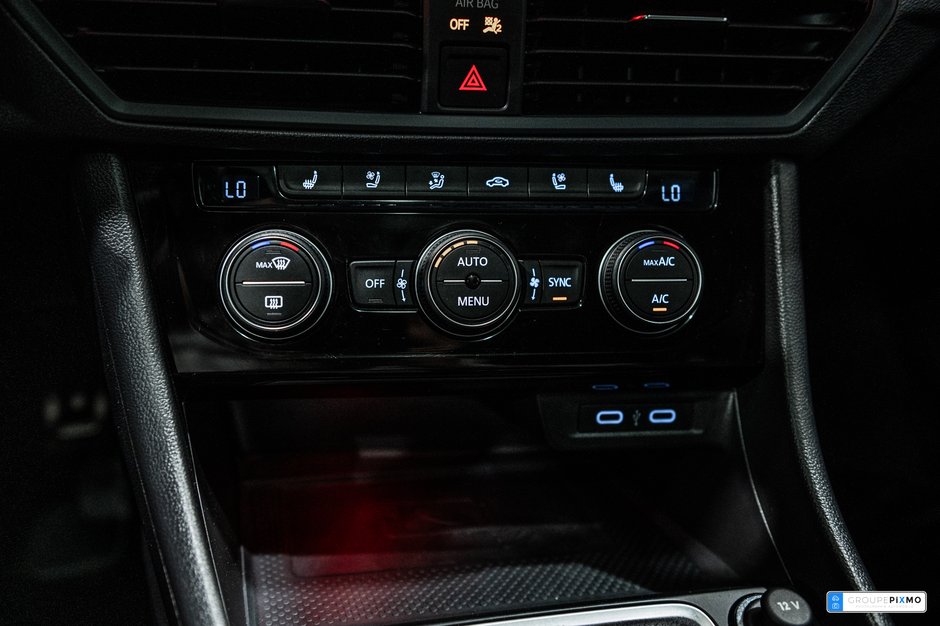 Volkswagen Jetta GLI GLI / CUIR / APPLE CARPLAY / CAMÉRA DE RECUL +++ 2022-19