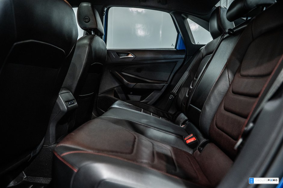 Volkswagen Jetta GLI GLI / CUIR / APPLE CARPLAY / CAMÉRA DE RECUL +++ 2022-28