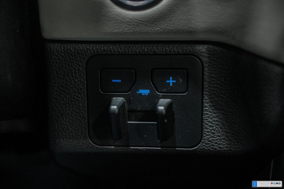 Toyota Tundra Hybrid CAPSTONE / HYBRIDE / APPLE CARPLAY / CUIR / JBL+++ 2023-17