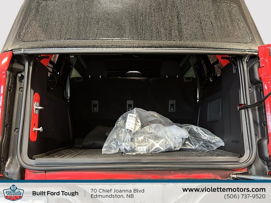 Ford Bronco Base 2023