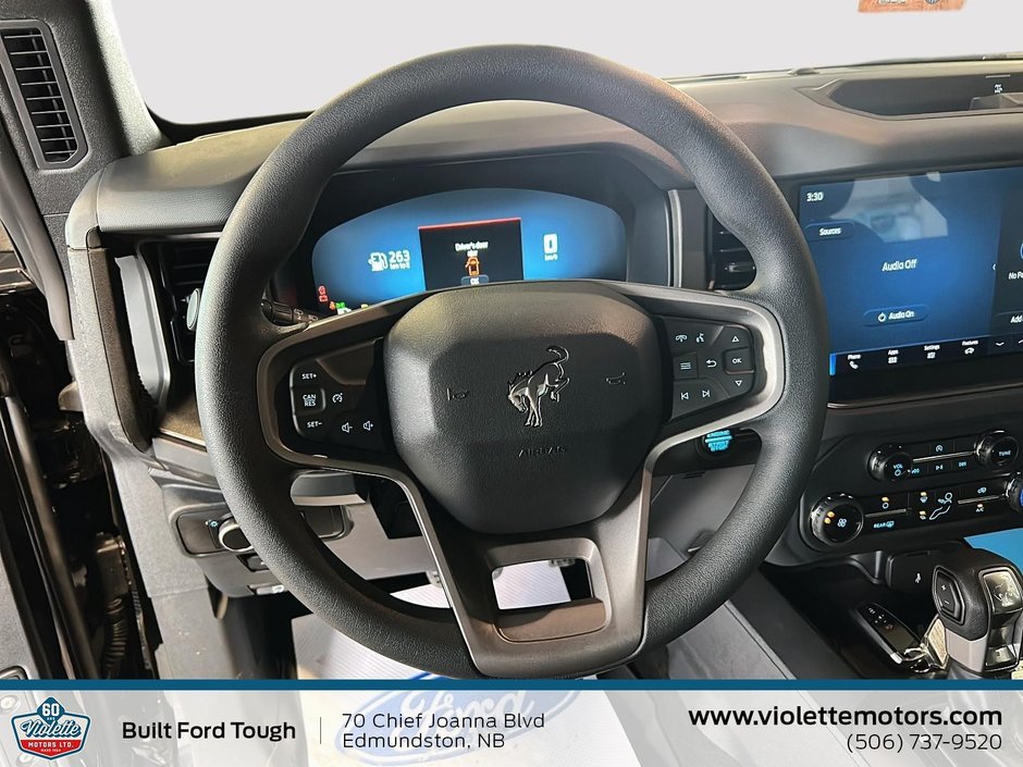 Ford Bronco Base 2025