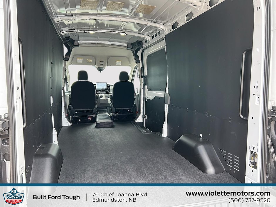 2023 Ford E-Transit Cargo Van BASE