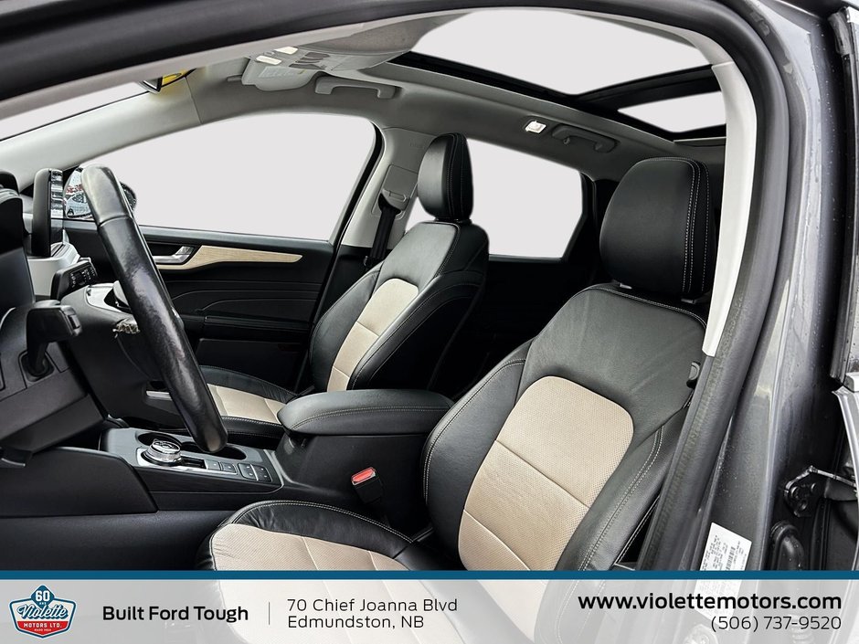 2021 Ford Escape Titanium