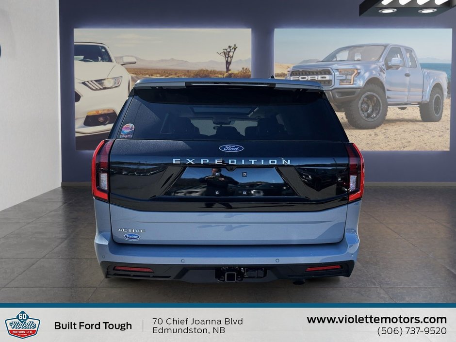 2025 Ford Expedition Active