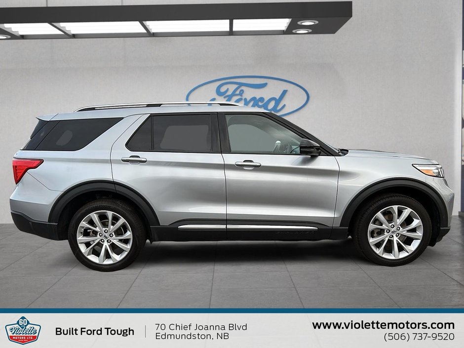 Ford Explorer Platinum 2022