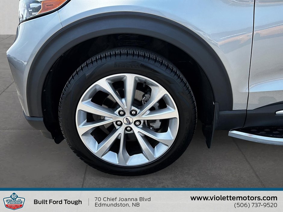 2023 Ford Explorer Platinum