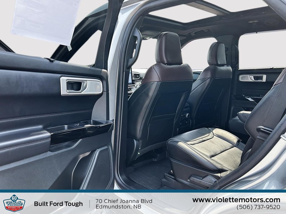 2023 Ford Explorer Platinum