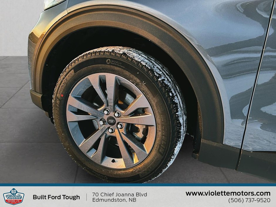 Ford Explorer Active (200A) 2026