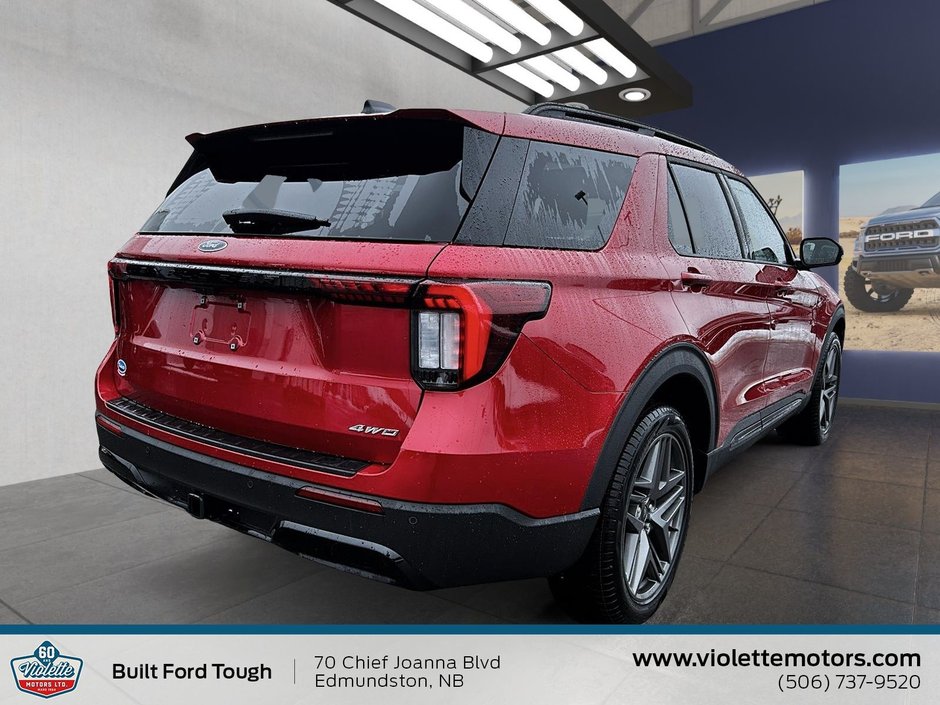 2026 Ford Explorer ST-Line