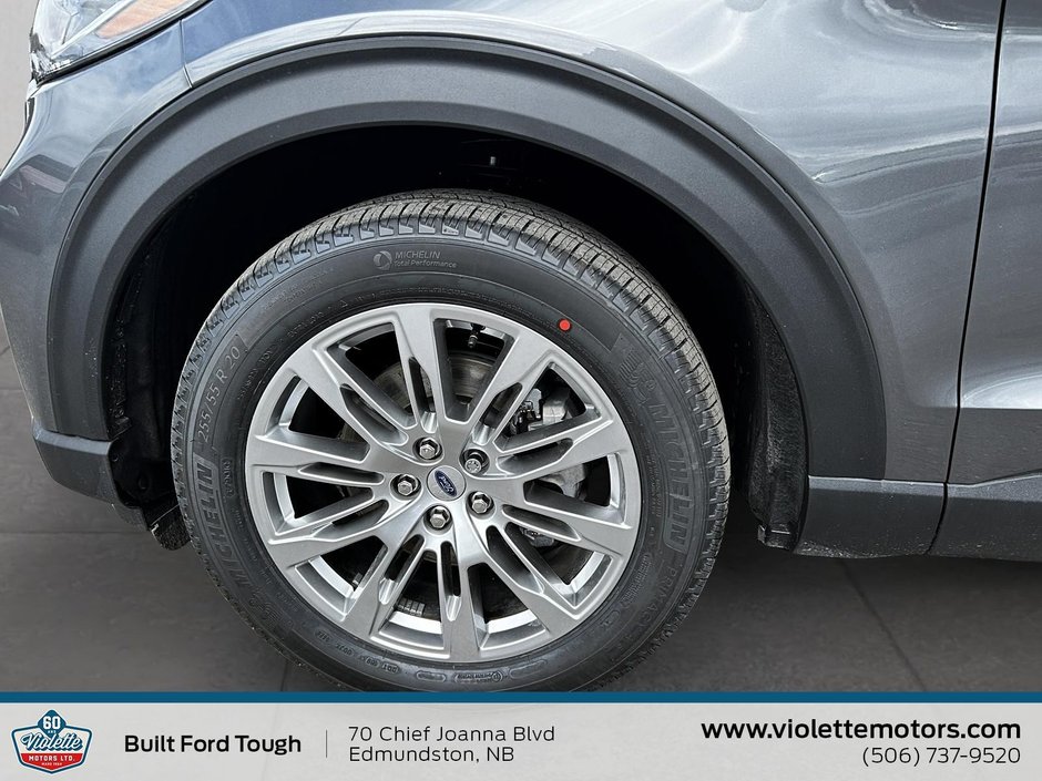 Ford Explorer Active w/200A Pkg 2026